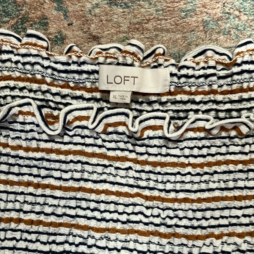 NWT LOFT Striped Puff Sleeve Ruched Top - and Matching skirt Black, White, Tan - Picture 6 of 7
